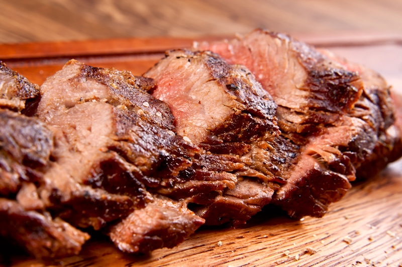 Bob Hart's Barbecued Leg of Lamb – Heat Beads®